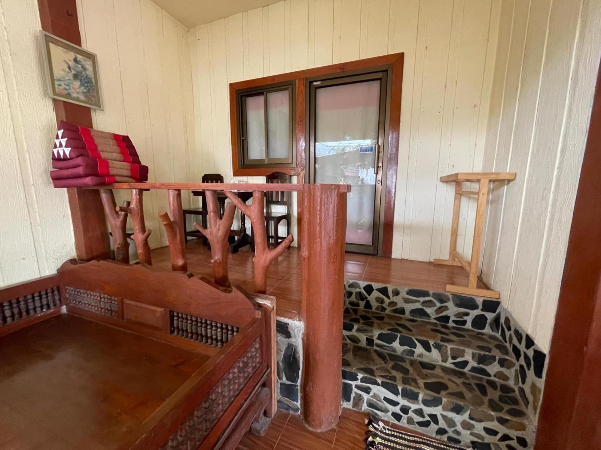 Holiday home Lungsonhouse